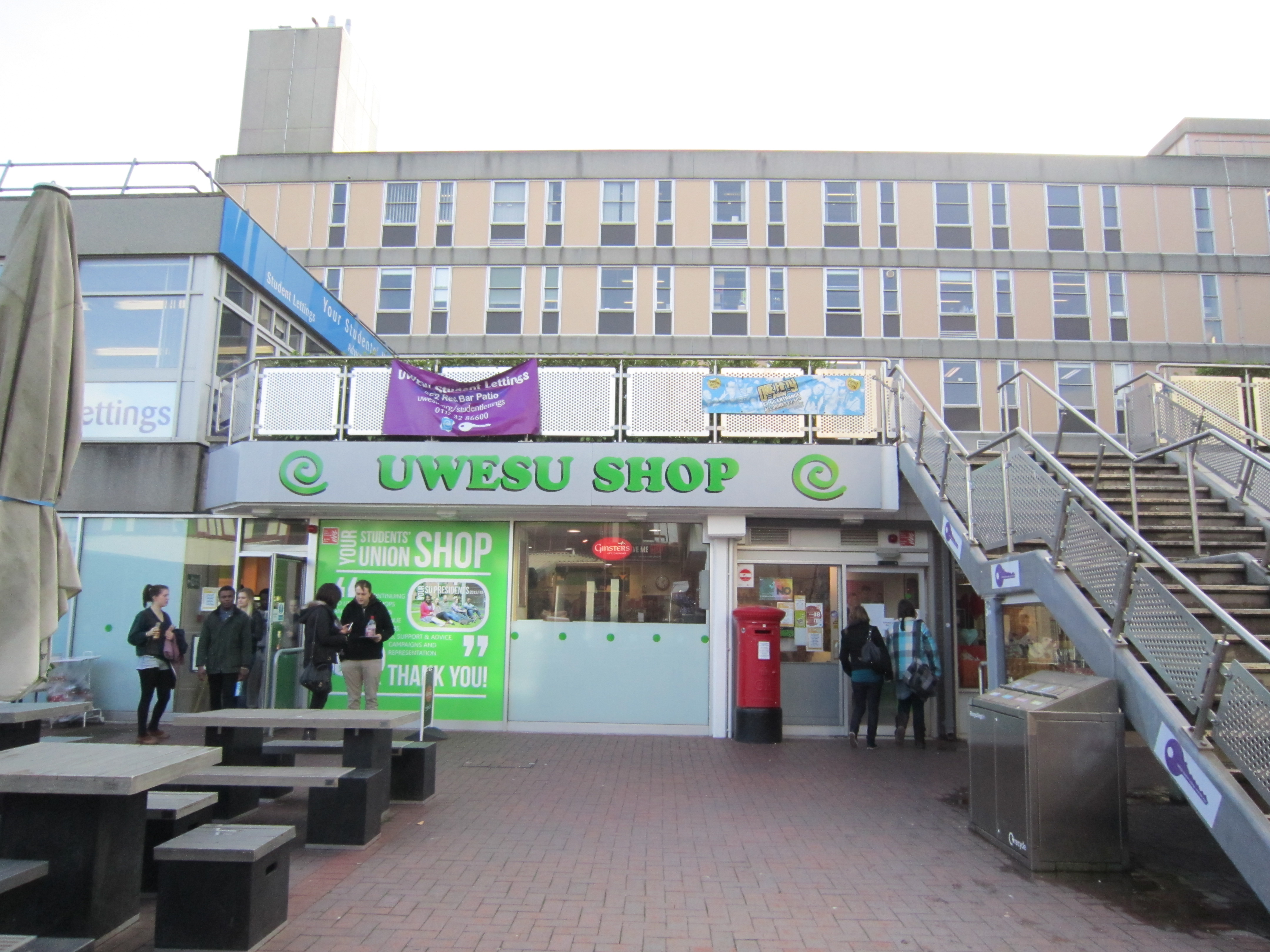 英国西英格兰大学(合作模式:2+2/3+1/转学分双学位)